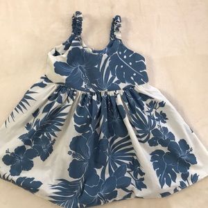 Hawaiian dress for baby